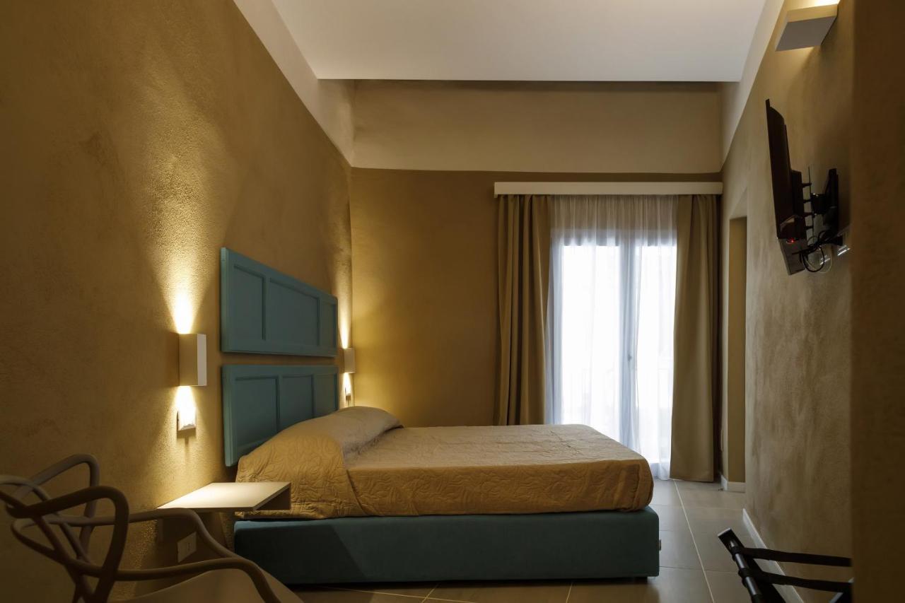 Palazzo Mancina Hotel Trapani Kültér fotó